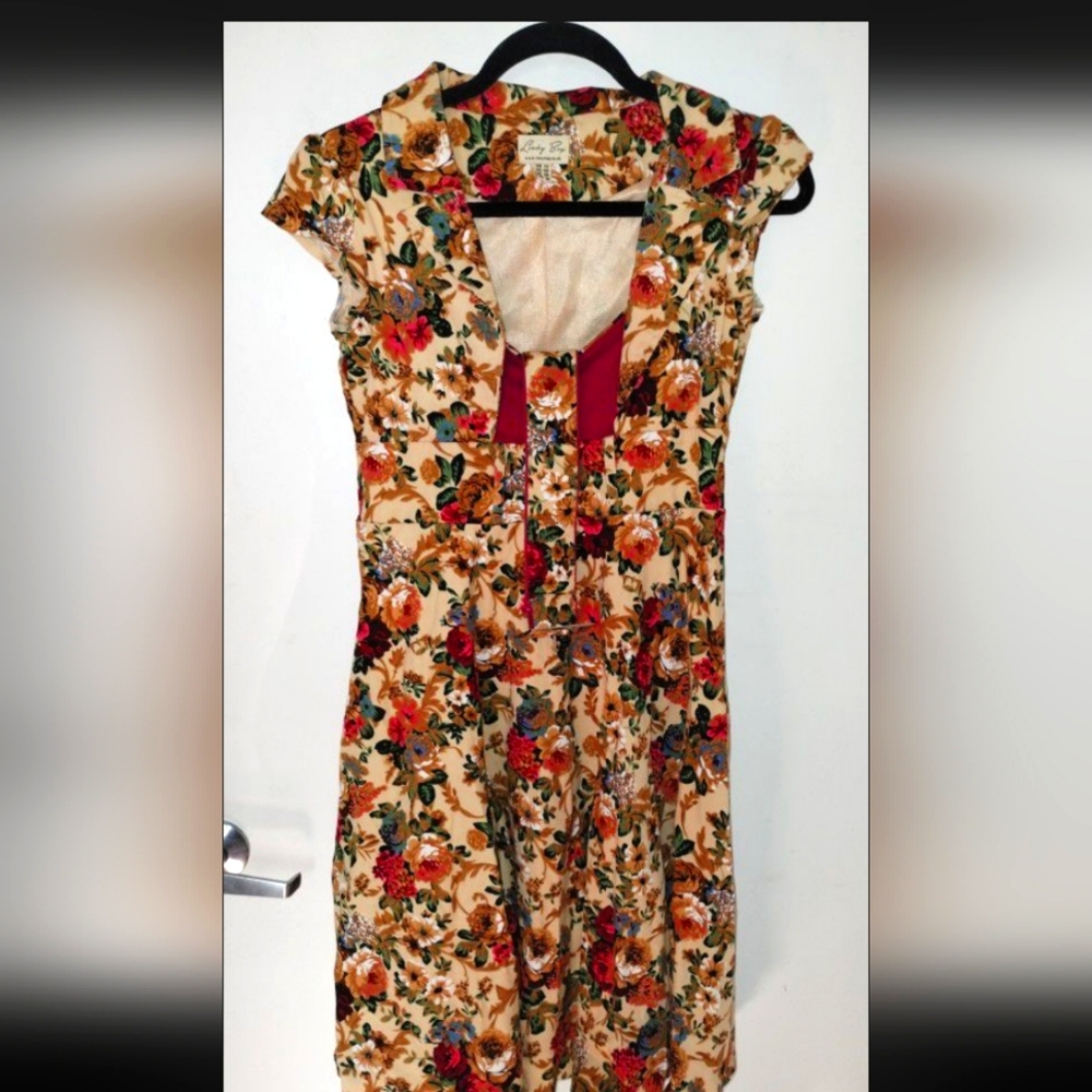 Retro Fall/Autumn Floral Fit and Flare Rockabilly Dress - Lindy Bop Audrey - L